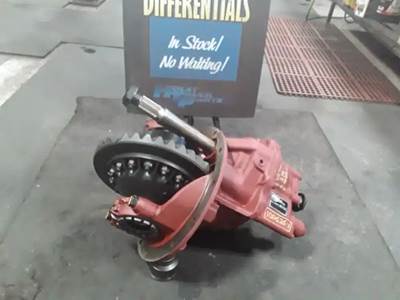 Eaton DS402 Front Differential for a 1991 Peterbilt 379