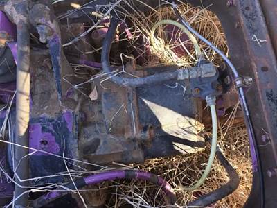 Eaton DS404 Front Differential for a 2002 International 9400I