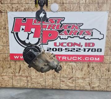 Eaton DS404 Front Differential for a 1997 Freightliner FLD120