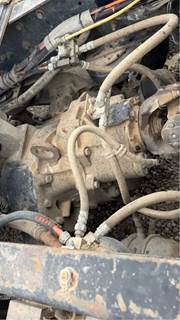 Eaton DS404 Front Differential for a 2000 Kenworth T800