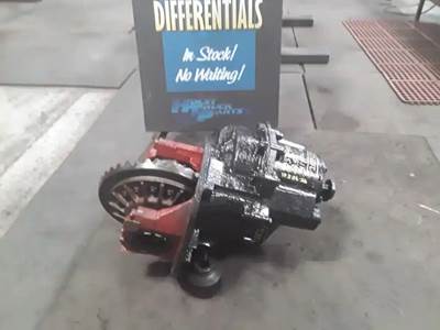 Eaton DS404 Front Differential for a 2000 Kenworth W900