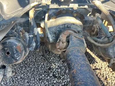 Eaton DSP40 Front Differential for a 2010 Peterbilt 384