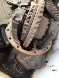 Eaton DSP40 Front Differential for a 2007 Kenworth T800