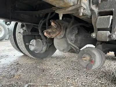 Eaton DSP41 Front Differential for a 2009 Kenworth T300