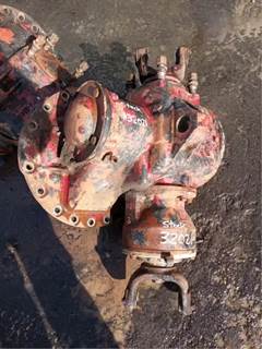 Mack CRD92 Front Differential for a 1986 Mack RW613