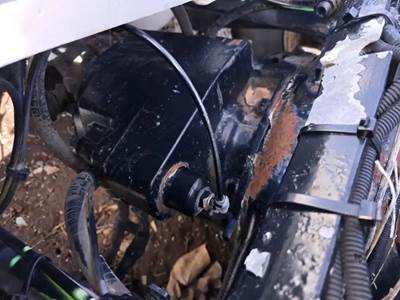 Meritor-Rockwell 40-145 Front Differential for a 2007 Volvo VNL