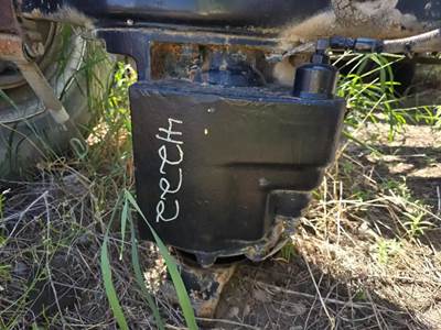 Meritor-Rockwell 40-145 Front Differential for a 1995 Peterbilt 379