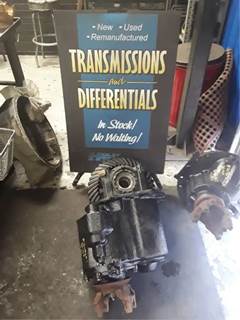 Meritor-Rockwell 40-145 Front Differential for a 2005 Mack CV713 Granite