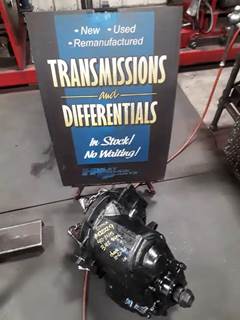 Meritor-Rockwell 40-145 Front Differential for a 2003 Volvo VNL