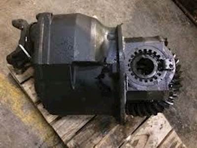 Meritor-Rockwell MT40-14X Front Differential for a 2013 Freightliner Cascadia 125