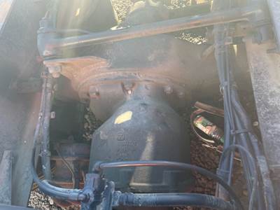 Meritor-Rockwell MT40-14X Front Differential for a 2014 Volvo VNM