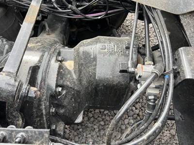 Meritor-Rockwell MT40-14X Front Differential for a 2019 Mack Anthem