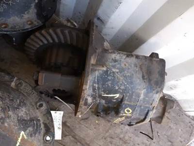 Meritor-Rockwell MT40-14X Front Differential for a 2016 Volvo VNL