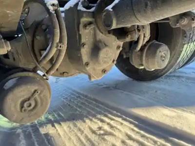 Meritor-Rockwell MT40-14X Front Differential for a 2017 Volvo VNL