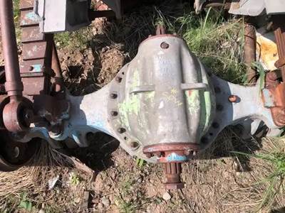 Meritor-Rockwell Front Differential for a 1955 Kenworth 900