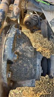Dana DSP40 Rear Differential for a 2006 Peterbilt 379