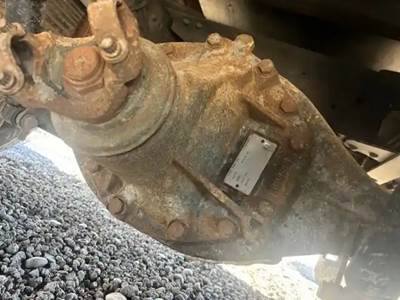 Dana S110 Rear Differential for a 2007 GMC C5500