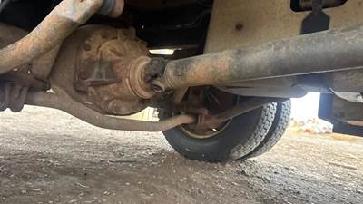 Dana S110 Rear Differential for a 2007 GMC C5500