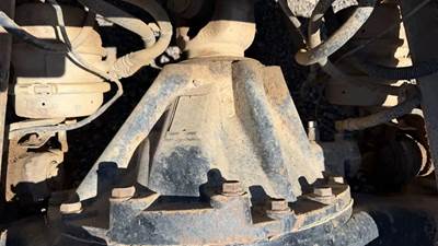 Dana-Spicer D46-170DHP Rear Differential for a 2007 Kenworth T800