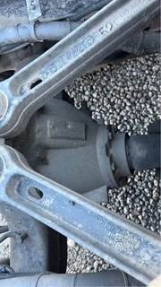 Dana-Spicer DSP40 Rear Differential for a 2012 Kenworth T660