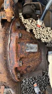 Dana-Spicer DSP40 Rear Differential for a 2005 Kenworth W900