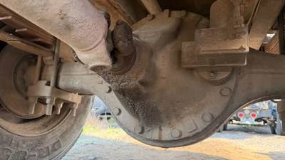 Dana-Spicer M190T Rear Differential for a 1994 International 4600