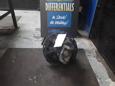 Dana RSP 40 Rear Differential for a 2013 Freightliner Cascadia 125