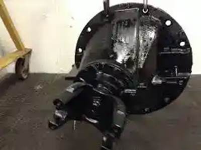Dana RSP40 Rear Differential for a 2012 Kenworth T800