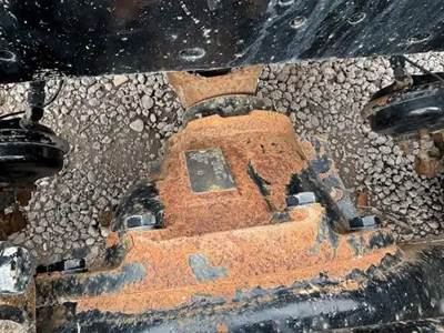 Dana RSP40 Rear Differential for a 2003 Peterbilt 379