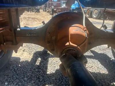 Dana-Spicer S150S Rear Differential for a 1995 International 4700