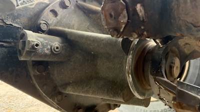 Dana-Spicer S23-190 Rear Differential for a 2014 Kenworth T680