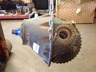 Dana W230S Rear Differential for a 1987 International S1954