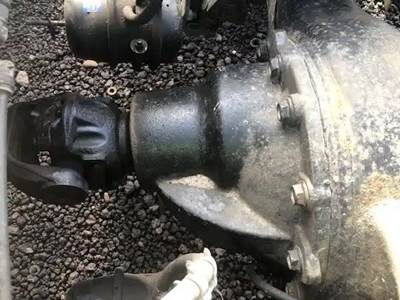 Axle Alliance ART400-4 Rear Differential for a 2015 Freightliner Cascadia 125