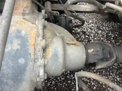 Detroit DA-RT-40.0-4 Rear Differential for a 2014 Freightliner Cascadia 125