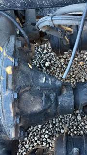 Detroit DA-RT-40.0-4S Rear Differential for a 2023 Freightliner Cascadia 126