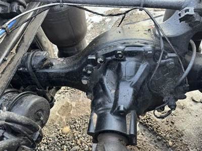Detroit Rear Differential for a 2024 Western Star 49X