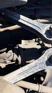Eaton DS404 Rear Differential for a 1999 Kenworth T600