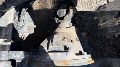 Eaton DSP40 Rear Differential for a 2022 Kenworth T680