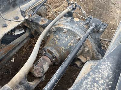 Eaton RS341 Rear Differential for a 1991 Ford F800