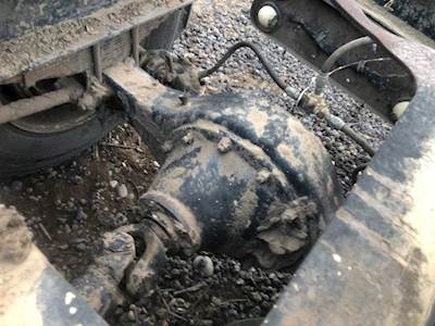 Eaton RS381 Rear Differential for a 1986 Peterbilt 362