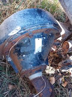 Eaton RS402 Rear Differential for a 1995 White WG