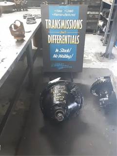 Eaton RS402 Rear Differential for a 1987 Kenworth T600A