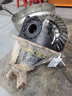 Eaton RS404 Rear Differential for a 1997 Kenworth T2000