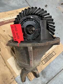 Eaton RS404 Rear Differential for a 2000 Kenworth W900