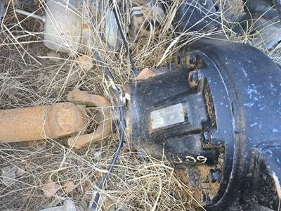 Eaton RS404 Rear Differential for a 2003 Freightliner FLD132 XL CLASSIC