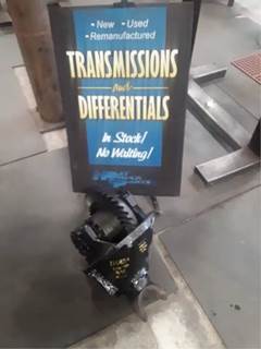 Eaton RSH40 Rear Differential for a 2006 Kenworth W900