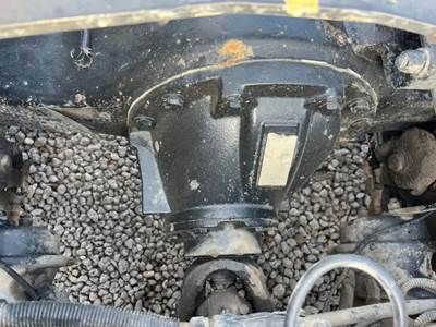 Eaton RSP40 Rear Differential for a 2013 Kenworth T800