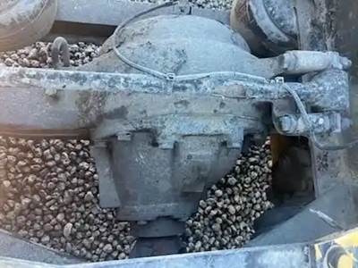 Eaton RSP40 Rear Differential for a 2010 Peterbilt 386