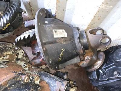 Eaton RSP40 Rear Differential for a 2005 Kenworth W900