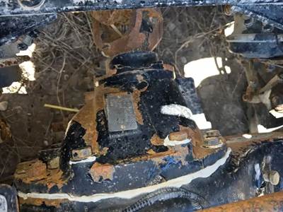 Eaton RSP41 Rear Differential for a 2005 Peterbilt 385